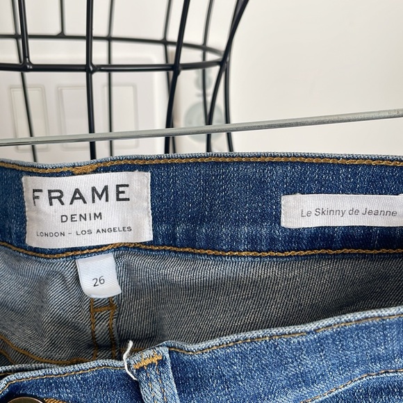 FRAME BLUE DISTRESSED DENIM LE SKINNY DE JEANNE - Picture 4 of 5